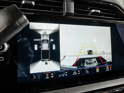 Used 2024 GMC Sierra 2500 AT4 w/ AT4 Premium Plus Package image 21