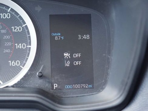 Used 2022 Toyota Corolla Cross LE w/ Moonroof Package FWD image 20