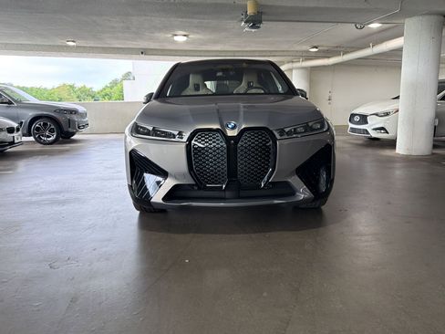 Certified 2024 BMW iX xDrive50 w/ Premium Package AWD/4WD image 3