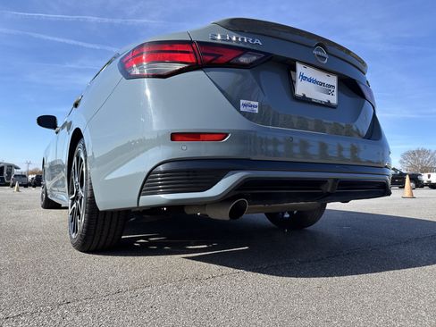 Used 2024 Nissan Sentra SR image 8