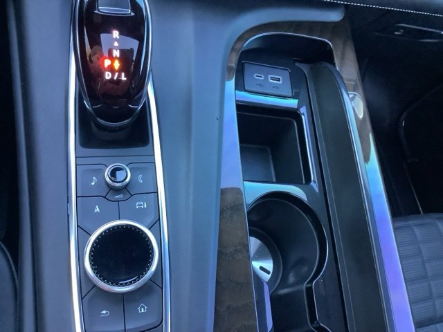 Used 2024 Cadillac Escalade Sport Platinum w/ LPO, ONYX Package AWD/4WD image 40
