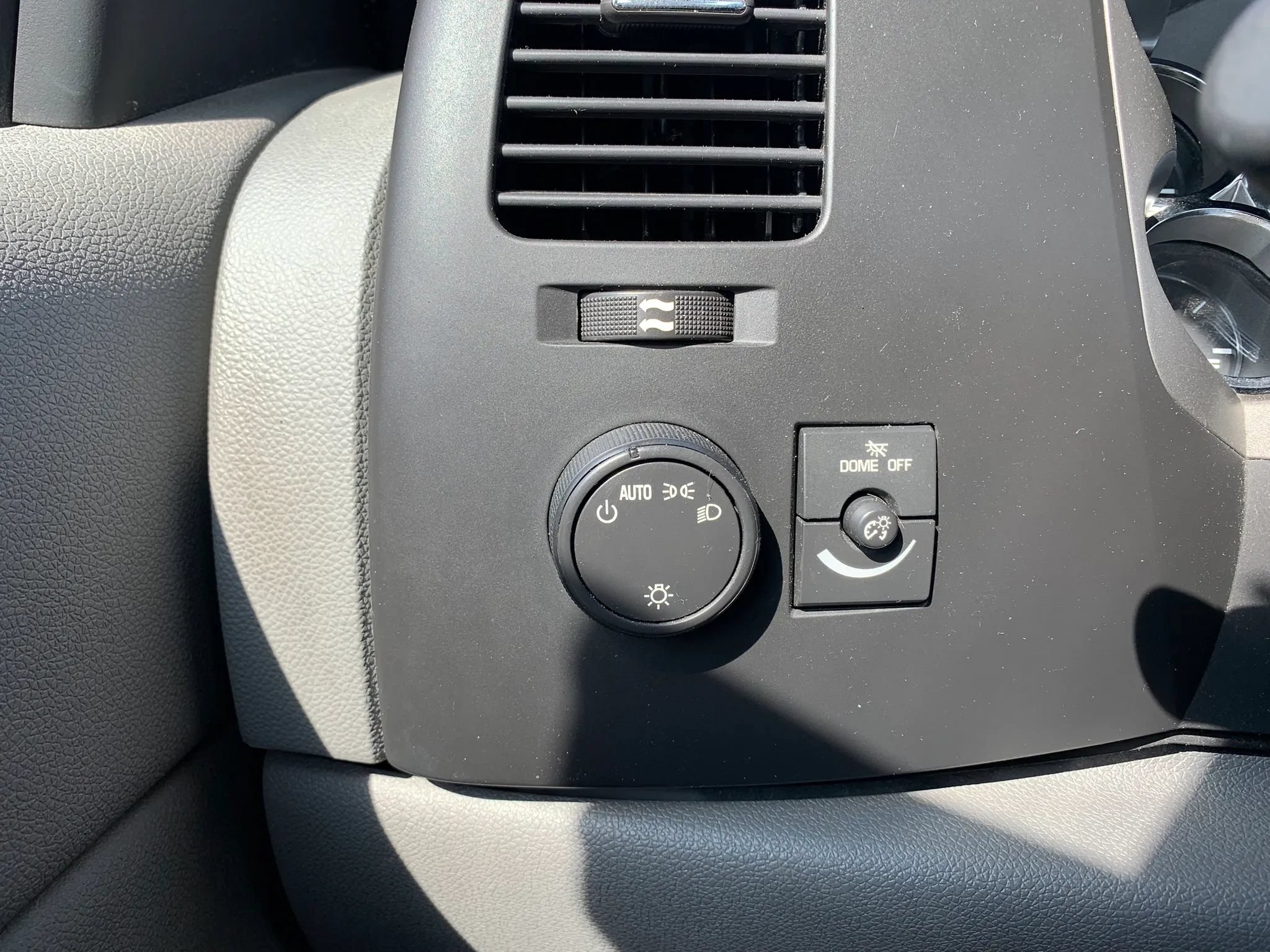 Used 2012 Chevrolet Silverado 2500 W/T RWD image 17