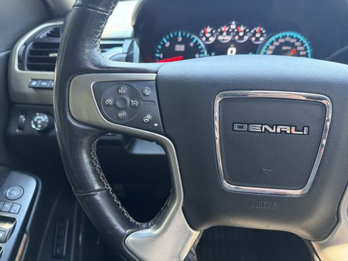 Used 2019 GMC Yukon XL Denali w/ Open Road Package AWD/4WD image 19