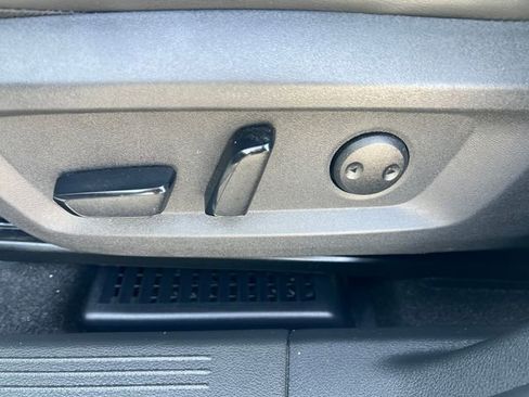 Used 2023 Nissan Rogue Platinum w/ Platinum Premium Package AWD/4WD image 14