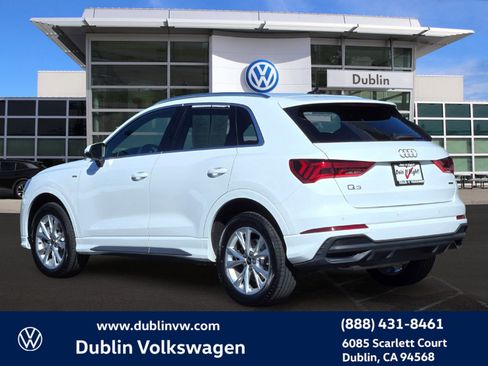 Used 2023 Audi Q3 2.0T Premium w/ Convenience Package image 6