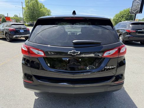 Used 2019 Chevrolet Equinox LS w/ LS Convenience Package image 6