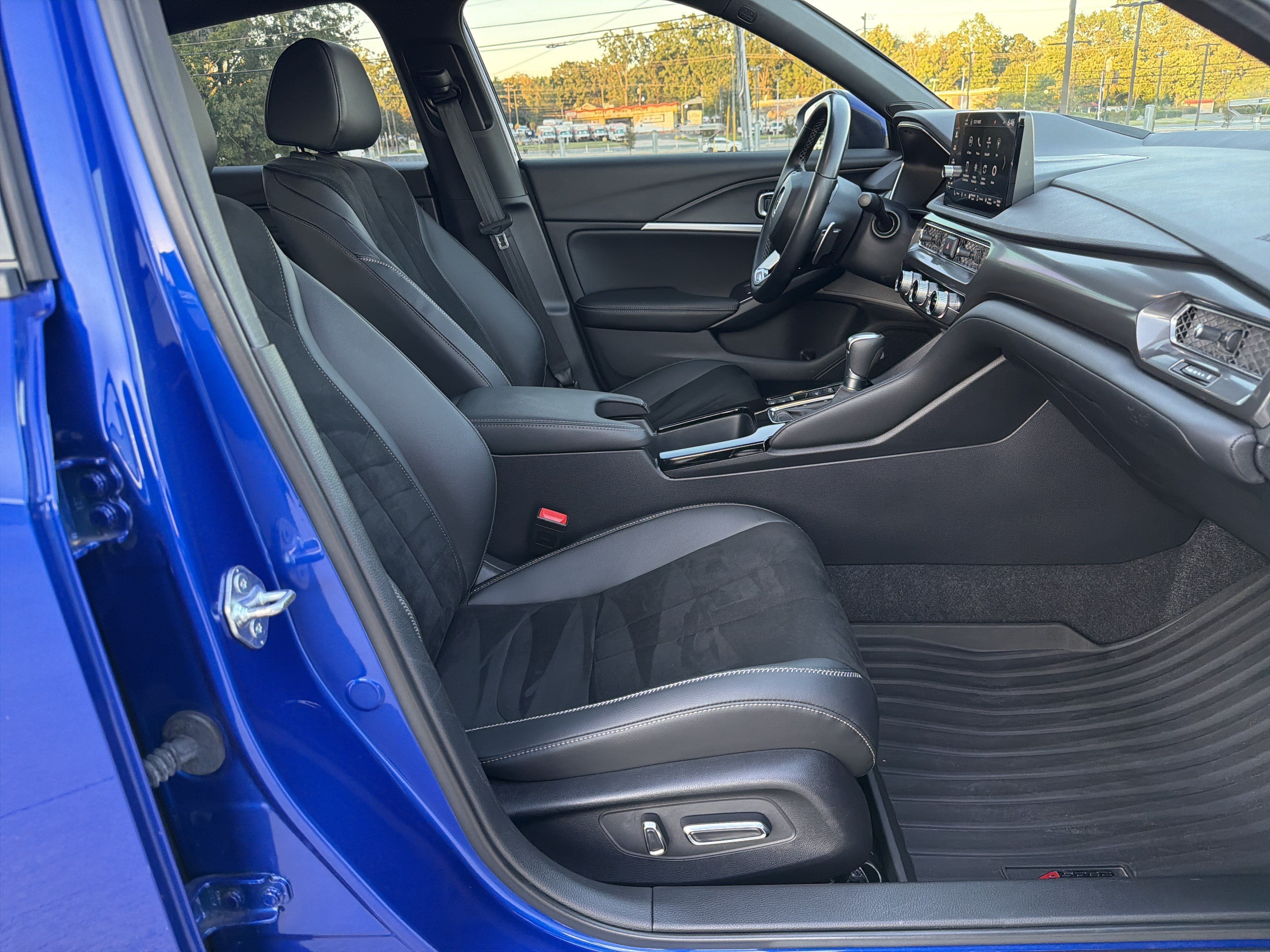 Used 2025 Acura Integra A-Spec w/ Technology Package FWD image 33
