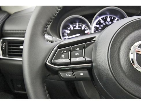 New 2025 MAZDA CX-5 AWD 2.5 S w/ Preferred Package image 14