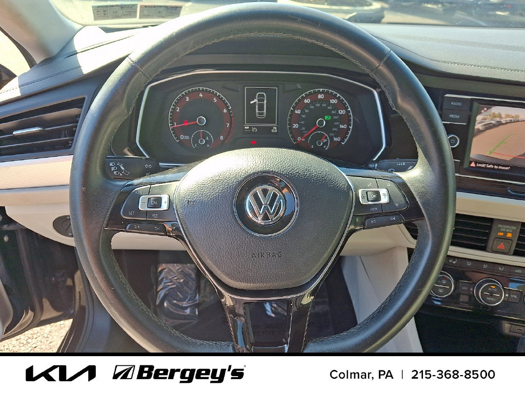 Used 2020 Volkswagen Jetta SE w/ SE Cold Weather Package FWD image 21