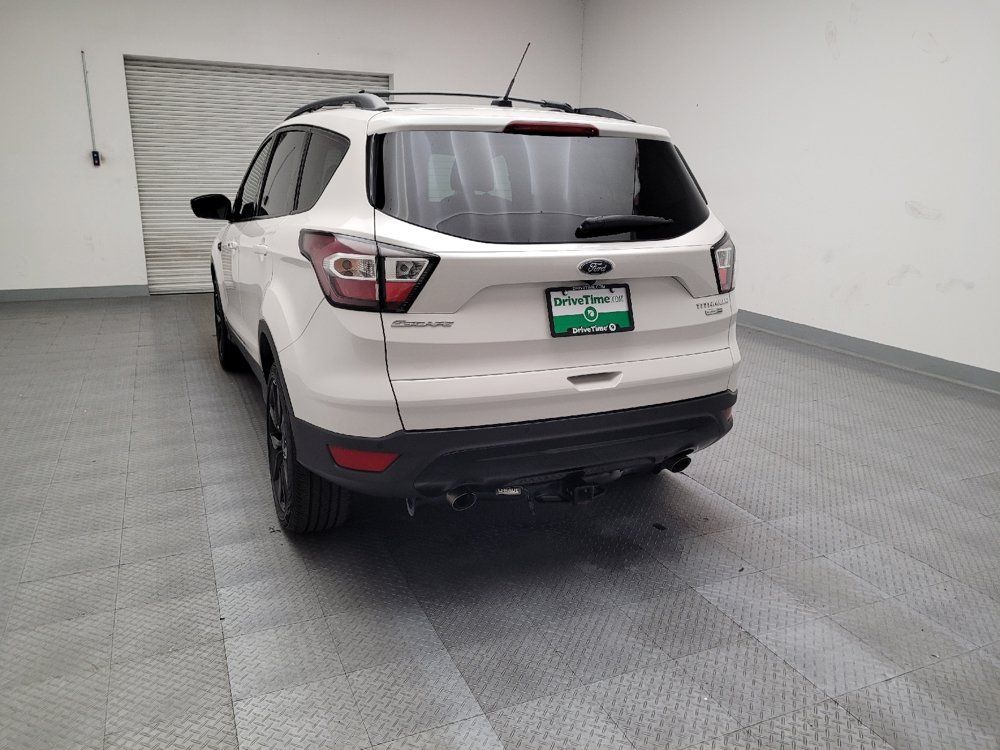 Used 2017 Ford Escape Titanium AWD/4WD image 6