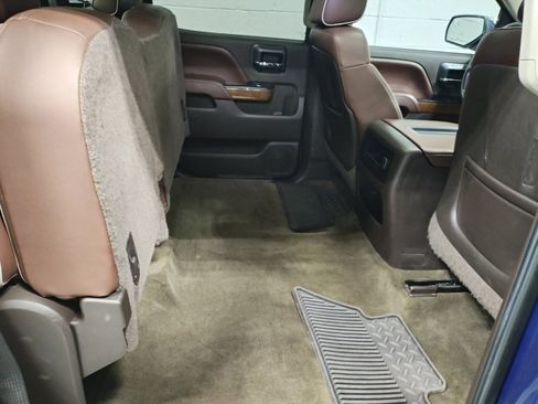 Used 2015 Chevrolet Silverado 1500 High Country image 13