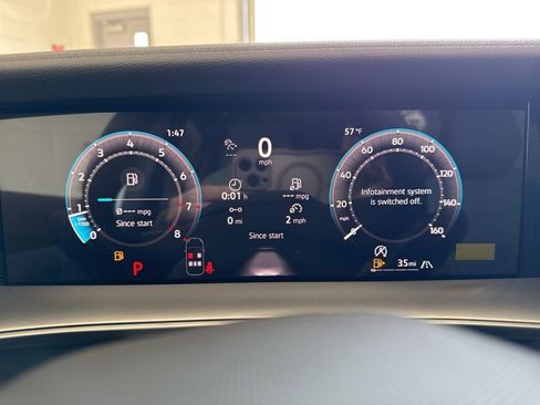 New 2026 Volkswagen Tiguan SE R-Line image 6