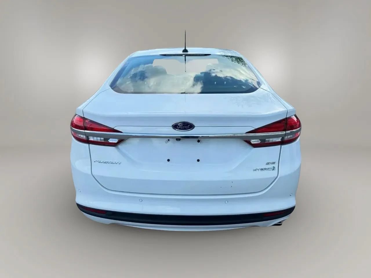 Used 2019 Ford Fusion SE FWD image 7