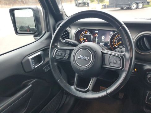 Used 2021 Jeep Wrangler Unlimited Willys image 7