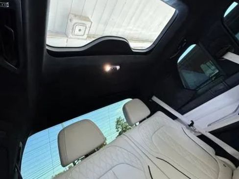 Used 2021 BMW X7 xDrive40i w/ M Sport Package AWD/4WD image 26