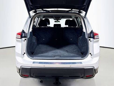 Used 2024 Nissan Rogue SV image 22