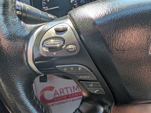 Used 2020 Nissan Pathfinder SL image 19