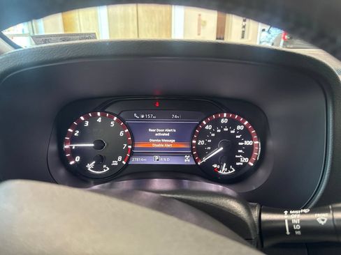 Used 2022 Nissan Frontier PRO-4X w/ Pro-4X Premium Package AWD/4WD image 4