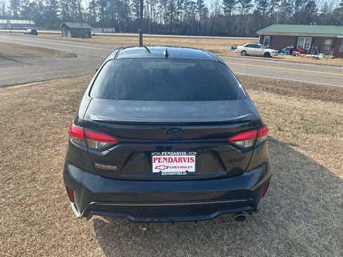 Used 2021 Toyota Corolla XSE image 12