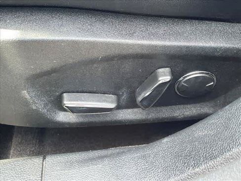 Used 2020 Ford Fusion SEL FWD image 16