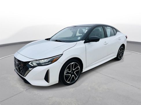 Used 2024 Nissan Sentra SR w/ SR Premium Package image 35