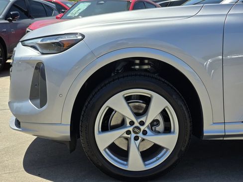 Certified 2026 Audi Q5 Premium Plus AWD/4WD image 13