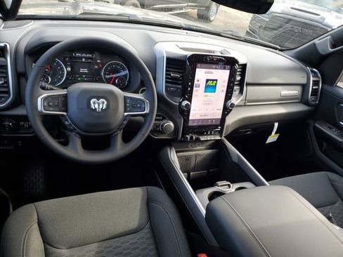 New 2026 RAM 1500 4x4 Crew Cab image 6