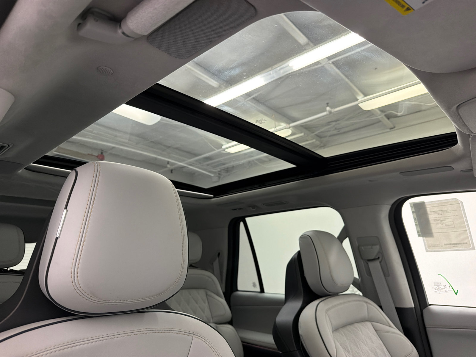 New 2027 Lincoln Navigator L Black Label w/ Black Label Special Edition AWD/4WD image 14