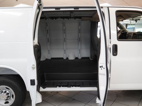 New 2026 Chevrolet Express 2500 RWD image 22