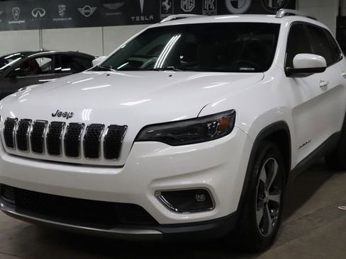 Used 2019 Jeep Cherokee Limited FWD image 1