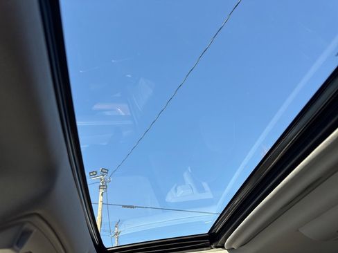 Used 2019 GMC Yukon XL Denali w/ Denali Ultimate Package image 35