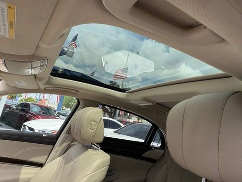 Used 2018 Mercedes-Benz S 450 4MATIC Sedan w/ Premium Package image 27