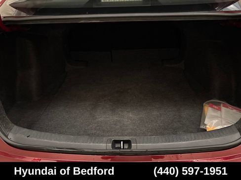 Used 2025 Toyota Corolla LE FWD image 10