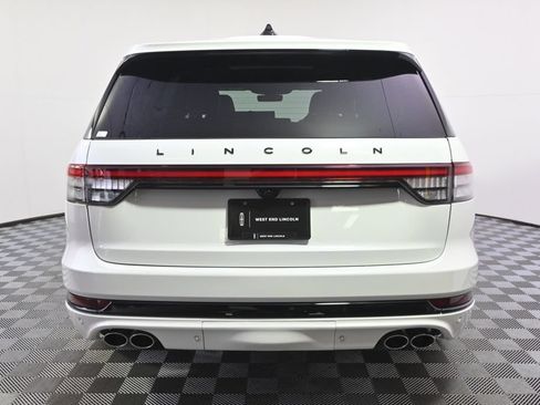 New 2026 Lincoln Aviator Black Label AWD/4WD image 5