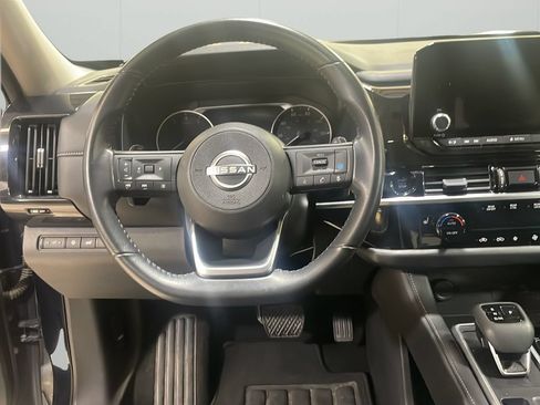 Used 2025 Nissan Pathfinder SV AWD/4WD image 20