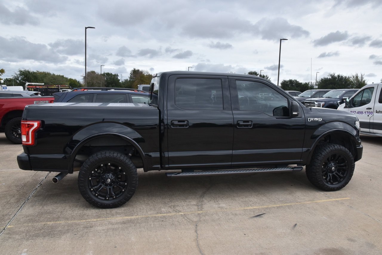 Used 2017 Ford F150 XLT w/ Equipment Group 302A Luxury AWD/4WD image 5