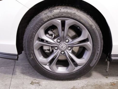 Certified 2023 Honda Accord EX image 11