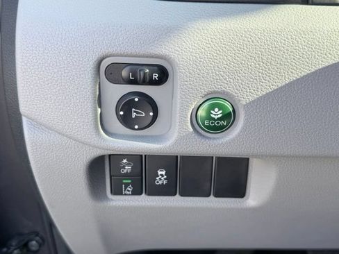 Used 2021 Honda Pilot EX image 21