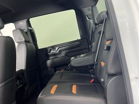 Used 2024 GMC Sierra 3500 AT4 image 26