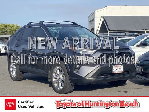 Certified 2025 Toyota RAV4 XLE Premium image 1