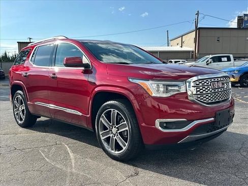 Certified 2019 GMC Acadia Denali w/ Technology Package FWD image 2