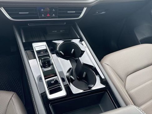 New 2026 Volkswagen Atlas SEL AWD/4WD image 13