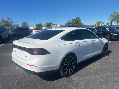 Used 2024 Honda Accord Touring image 7