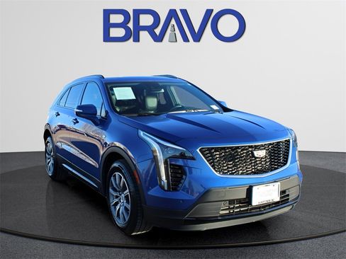 Used 2021 Cadillac XT4 Sport image 3