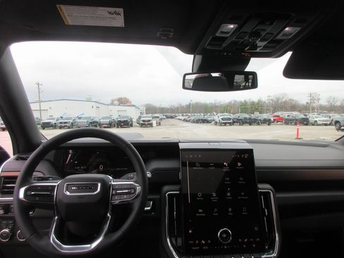 New 2026 GMC Yukon XL Denali w/ Sun & Power Step Package image 16