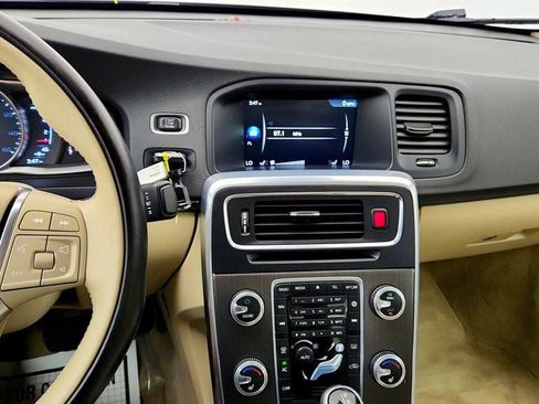 Used 2016 Volvo S60 T5 Premier AWD/4WD image 18