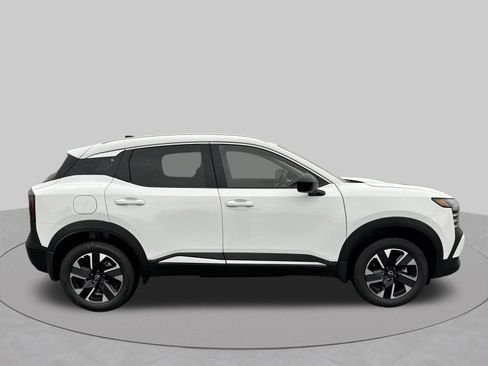 Certified 2026 Nissan Kicks SV w/ Cold Weather Package AWD/4WD image 38