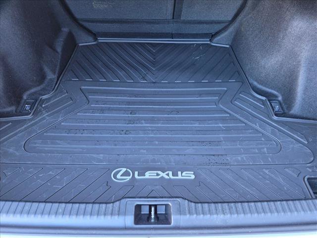 Certified 2025 Lexus IS 350 F Sport RWD image 6