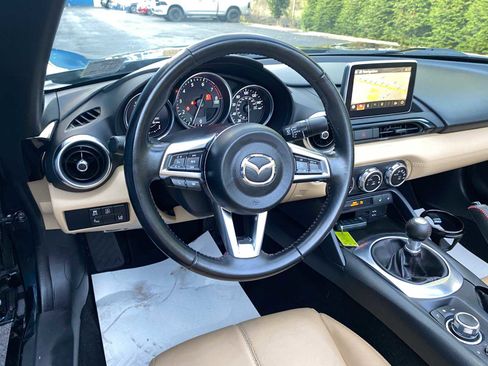 Used 2016 MAZDA MX-5 Miata Grand Touring image 16