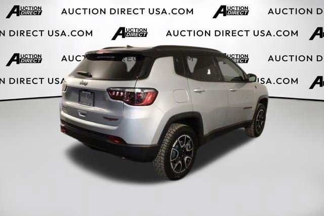 Used 2024 Jeep Compass Trailhawk AWD/4WD image 57